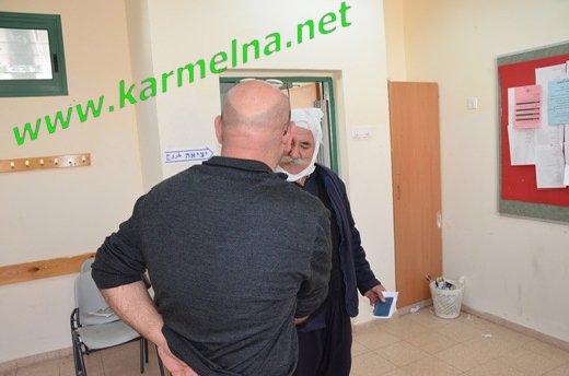 תושבי הכרמל ממשים את זכותם בבחירות דמוקרטיות